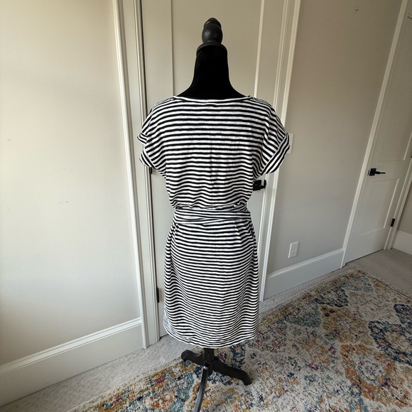 J Crew Factory | Striped Tie-Waist T-shirt Dress | M - Picture 2 of 3